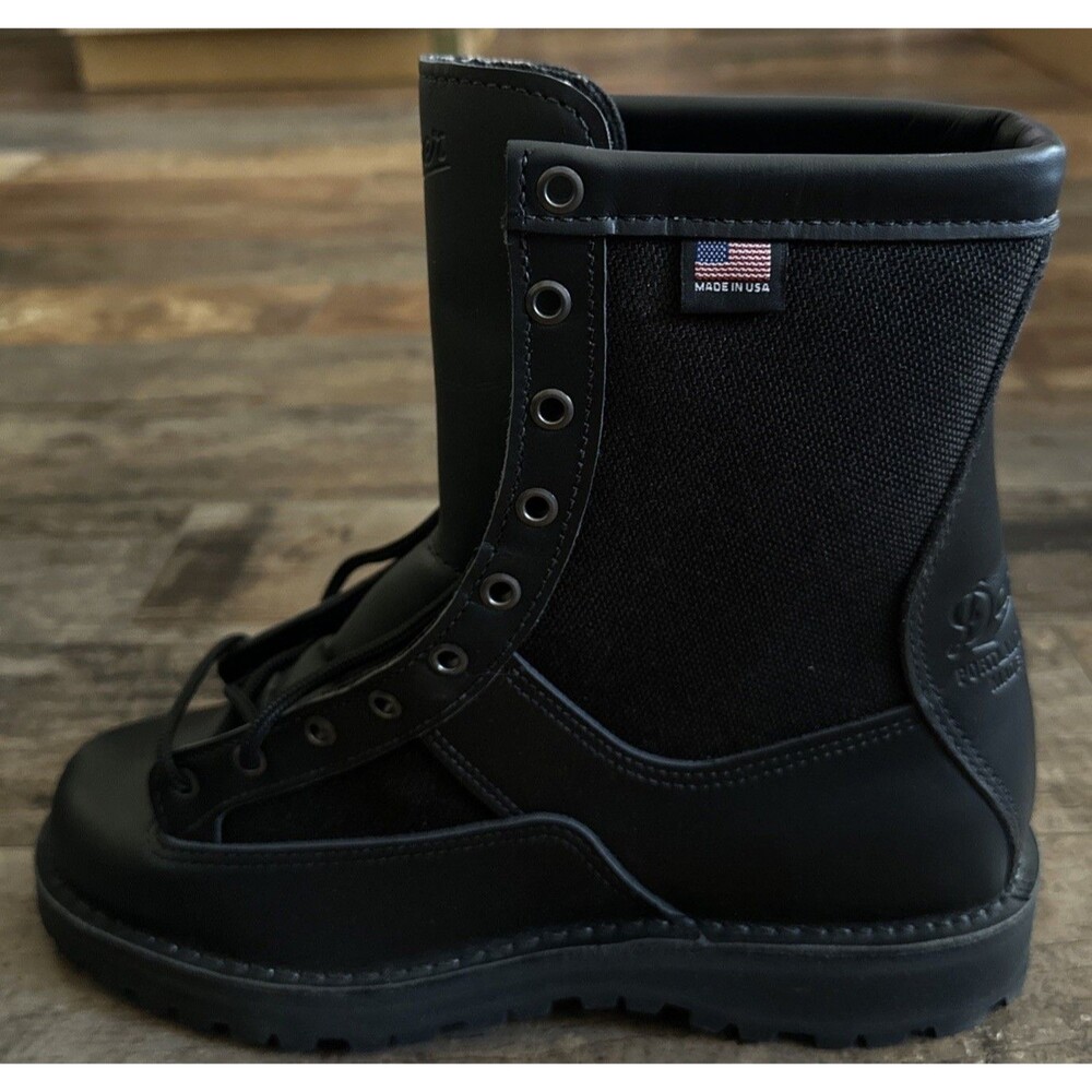 Genuine Danner Boots Men’s Acadia 21210 8" Size 9 D Gore-Tex Made In USA NEW